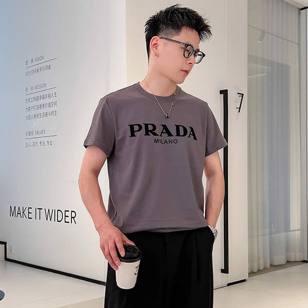 プラダ コピー ロゴ半袖Tシャツ pup10780